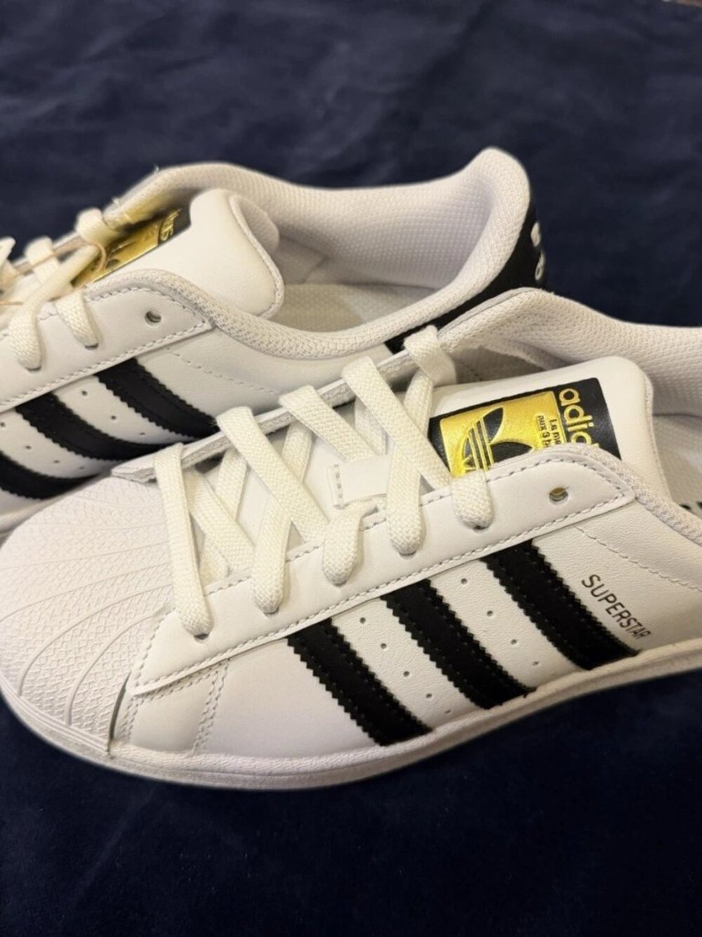 NWT Adidas Originals Superstar White Black Gold EG4958 Womens 6.5 /Mens Size 5